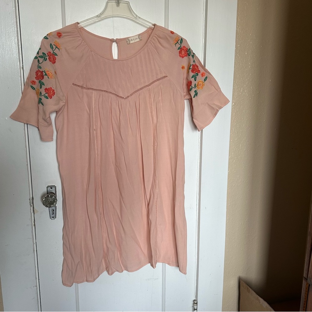 Cute altar’d state dress. Size Medium